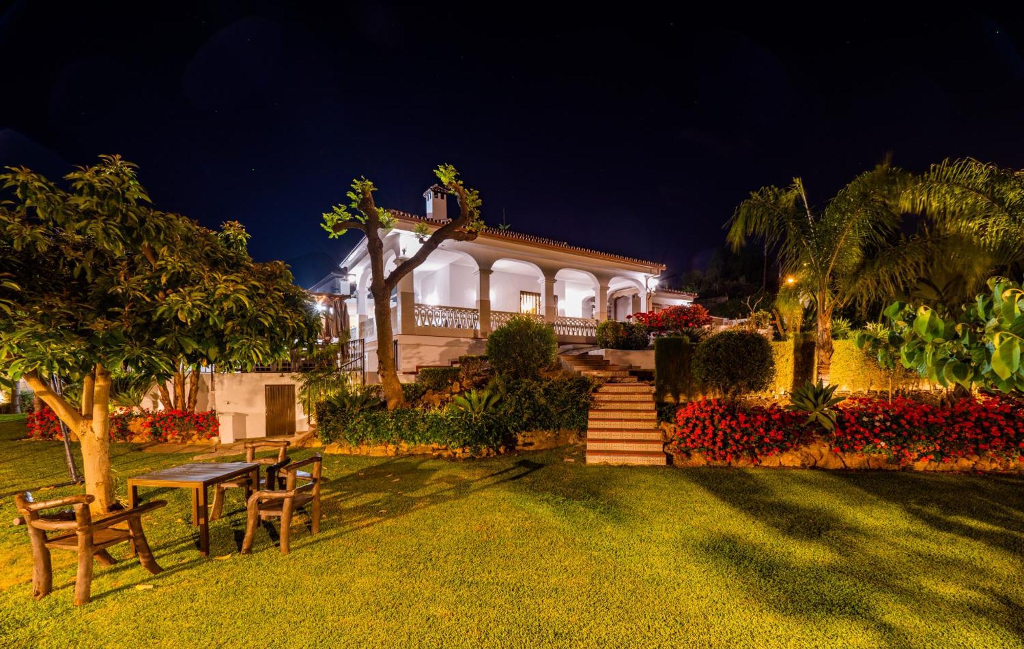 Cubo'S Villa Esmeralda Alhaurín el Grande Buitenkant foto